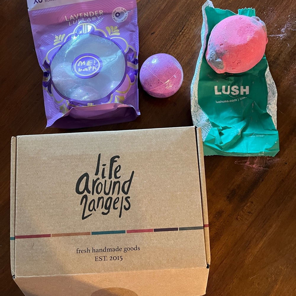 Bath bombs